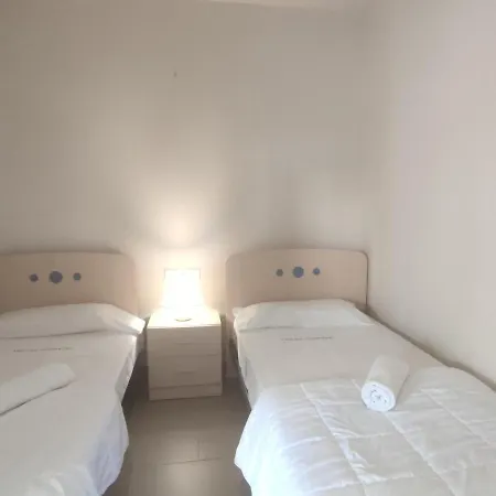 Apartamento Moderno Con Piscina Y Terraza En Playa De Aro, Costa Brava - Es-209-2